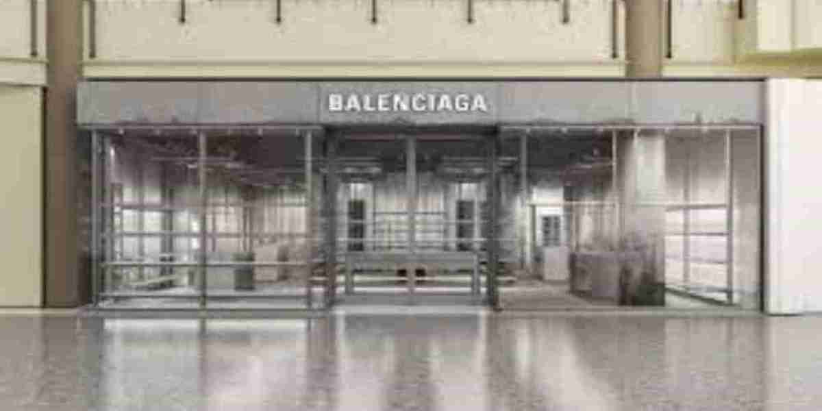 Balenciaga Sale of finding a one-of-a-kind vintage