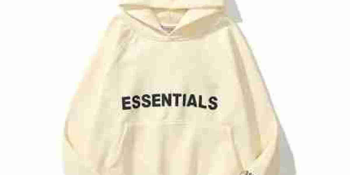 How to Style an Essentials Hoodie for a Modern Streetwear Look