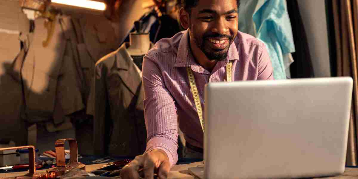 The Rise of Online Stores: Navigating the Digital Marketplace