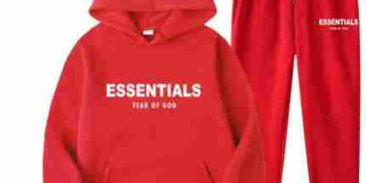 Essential Everyday Hoodie for Casual Comfort and Street Style