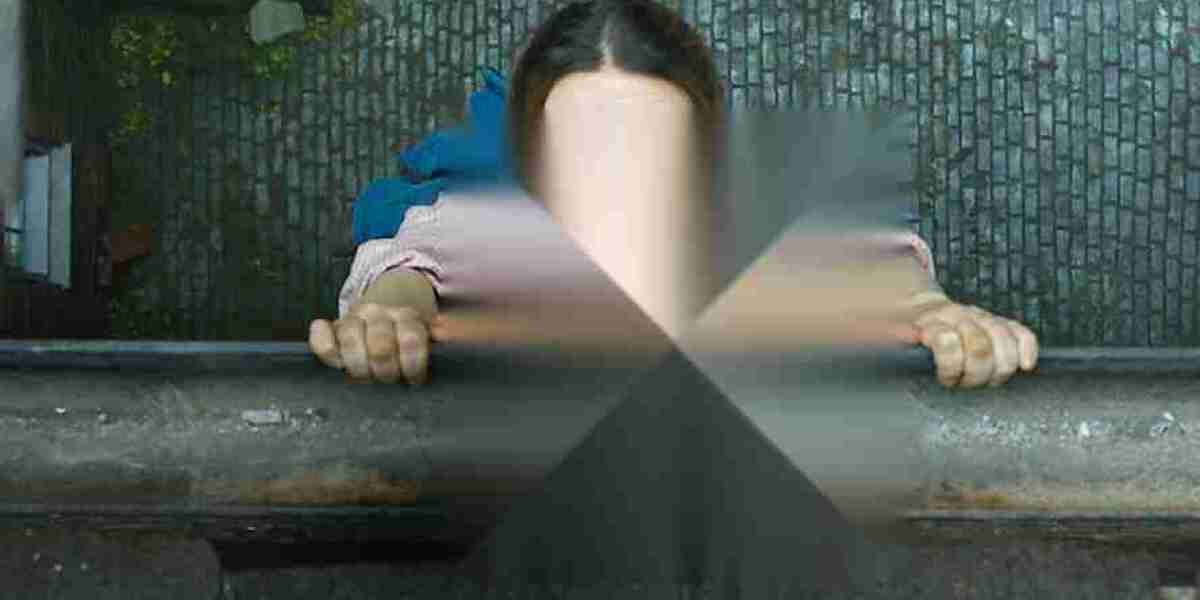 Enola Holmes 2 Premiere: Millie Bobby Brown Shines