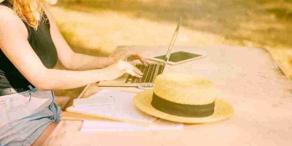 Reclaiming Peace: Offline Escape from Digital Nomad Life