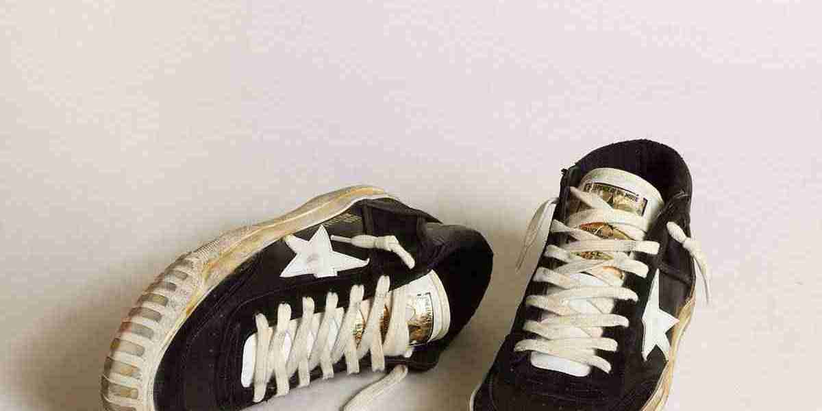 New Release Models Golden Goose Sneakers Sale 2025 June
