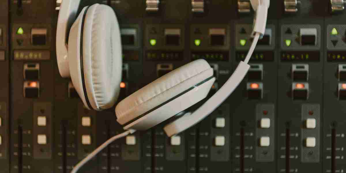 The 10 Most Terrifying Things About Headphones