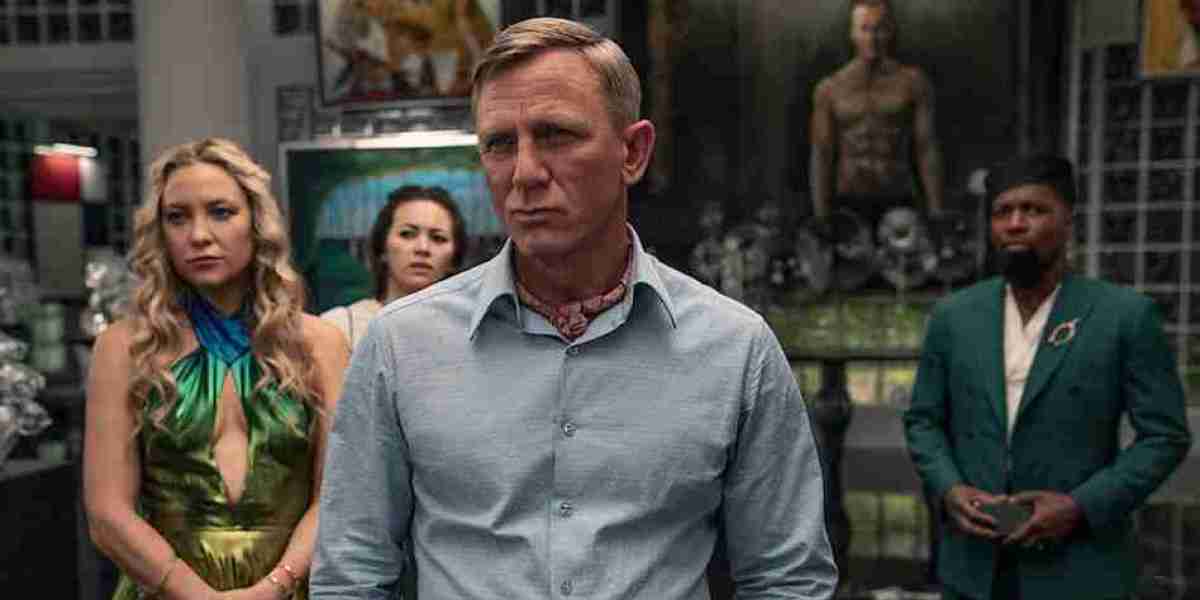 Glass Onion: New Setting & Tone – Knives Out Sequel